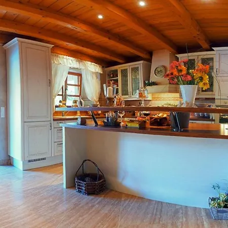 Sleeps 8 Pool Air Con Wifi Βίλα